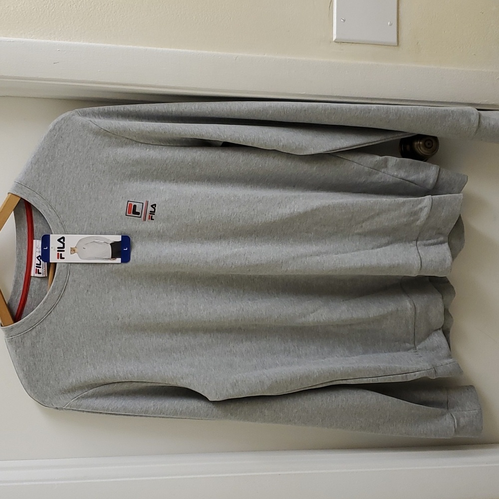 New with tags Fila mens long sleeve fleece Sweater size L